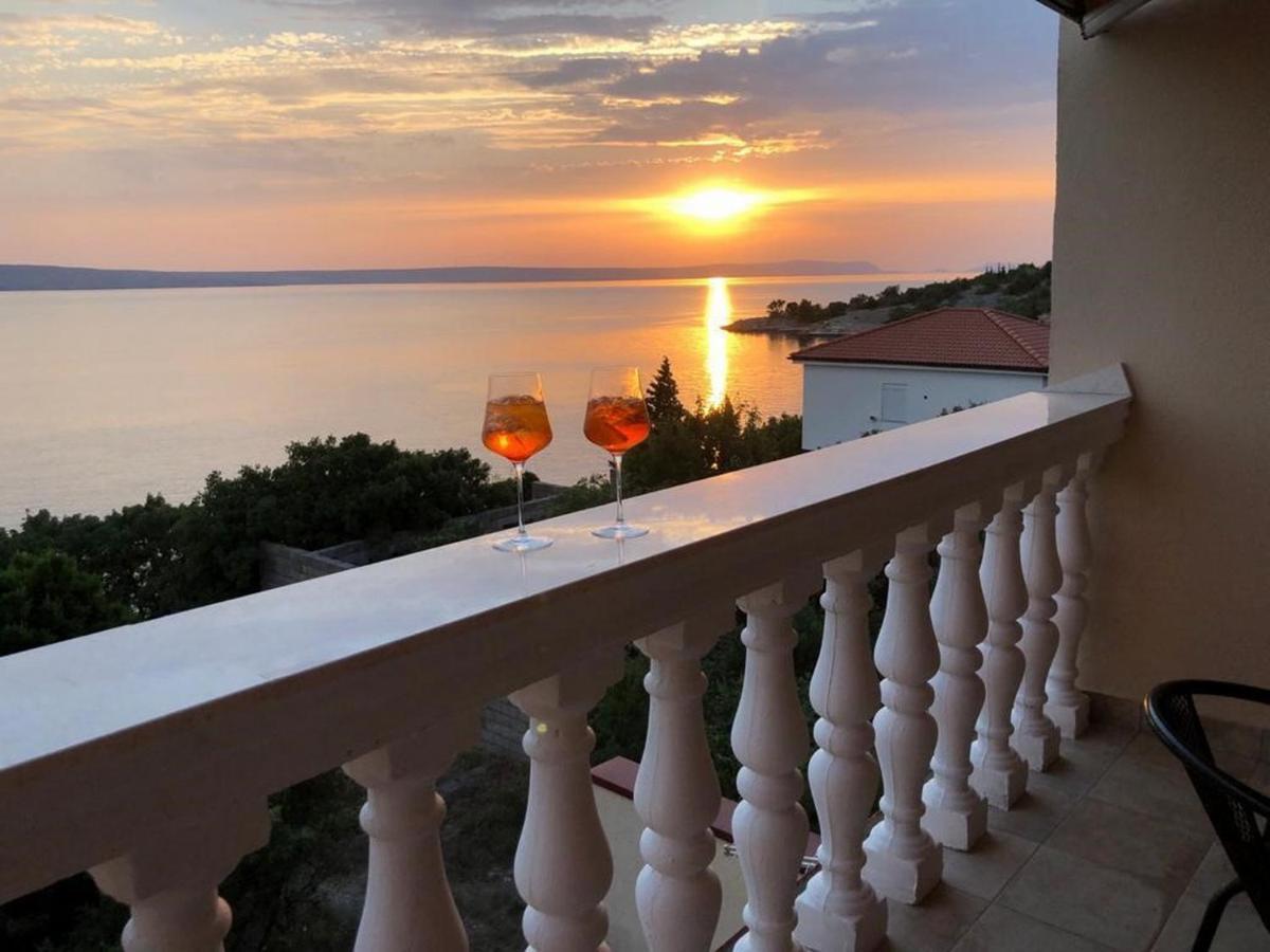 شقة Mamma Mii, Baric Draga Stunning View, 30M To The Sea المظهر الخارجي الصورة