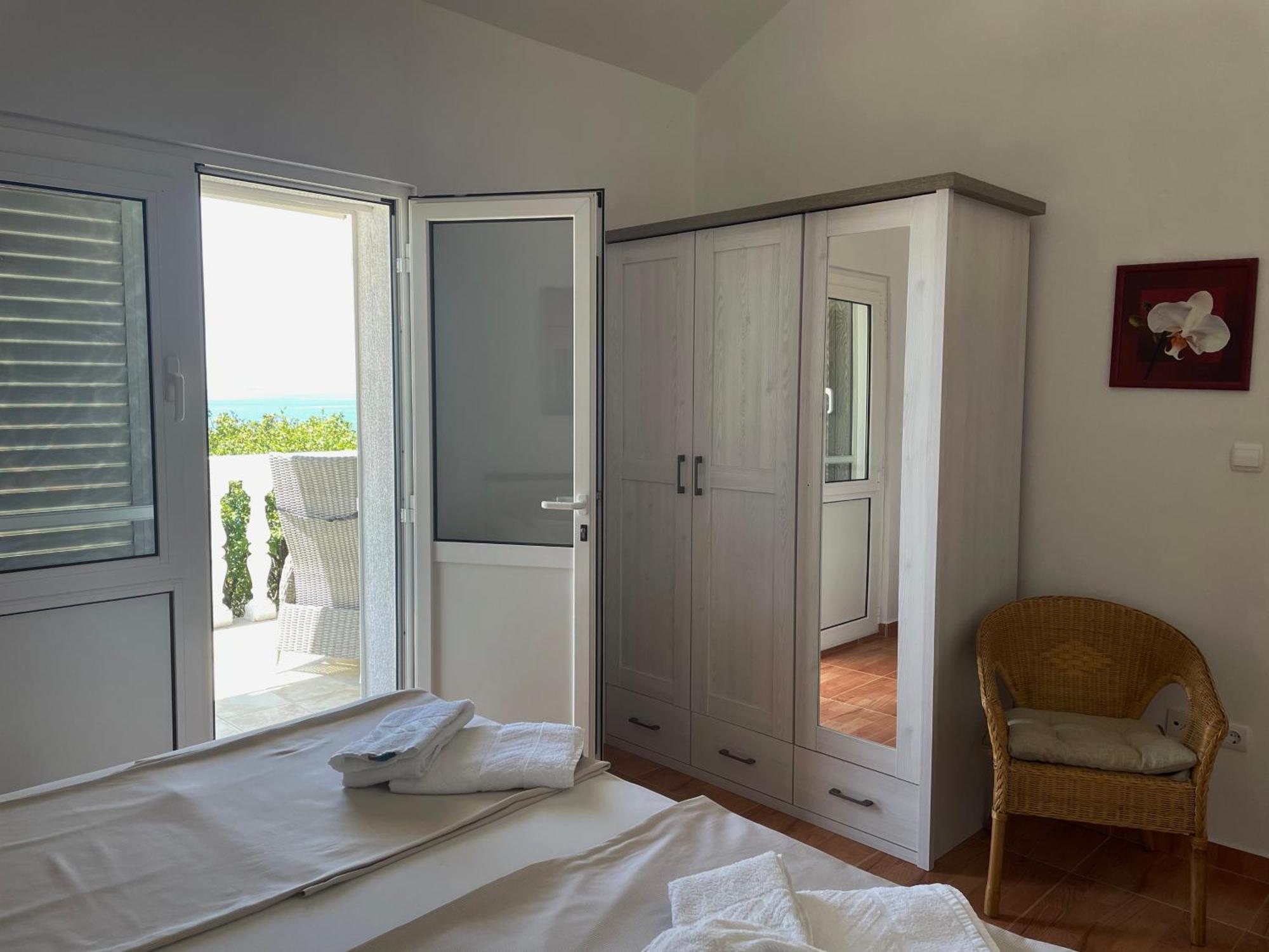 شقة Mamma Mii, Baric Draga Stunning View, 30M To The Sea المظهر الخارجي الصورة